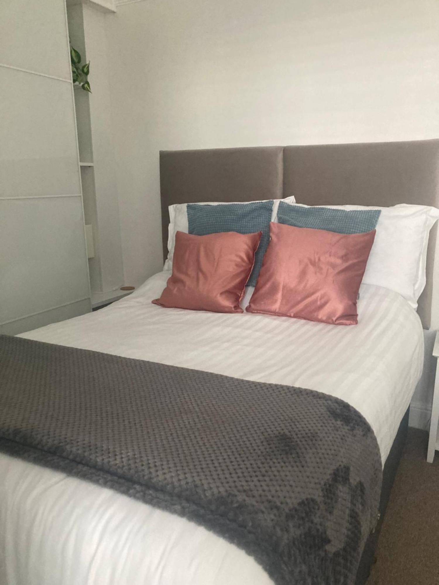 Gasthuis The Esplanade 4*